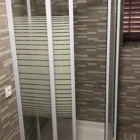 Mit Kamin In Der Stadt Holiday home *