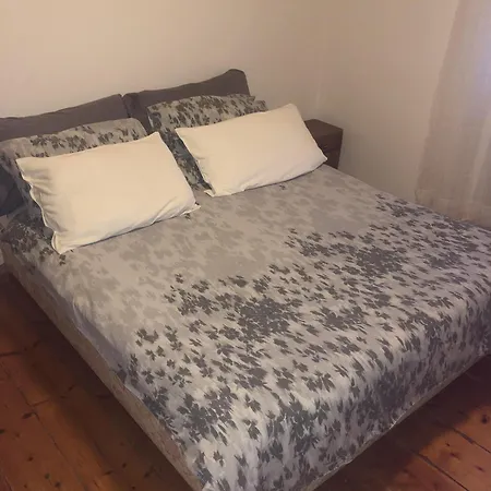 Mit Kamin In Der Stadt * Roc