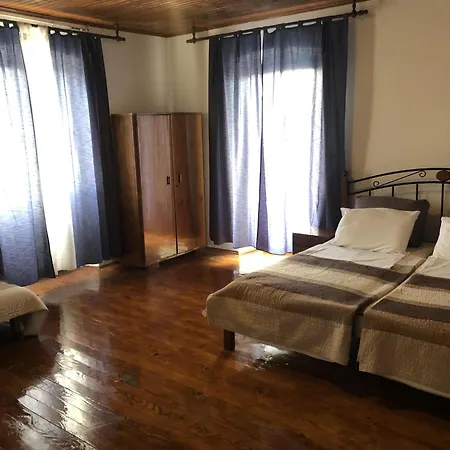 Mit Kamin In Der Stadt Holiday home
